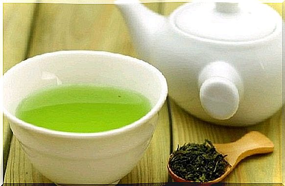 Green tea will help if you want to treat acne from the inside out