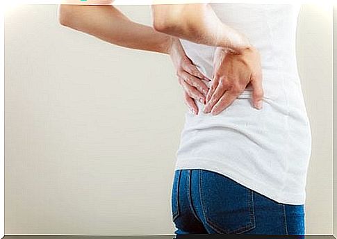 Pain on one side of the back can be one of the symptoms of bladder cancer