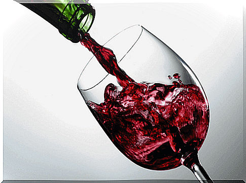 A glass of red wine is just as healthy as an hour of exercise