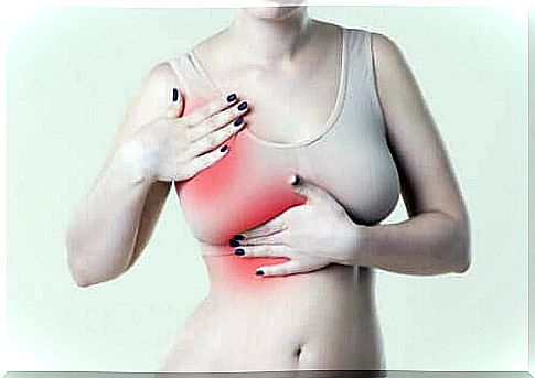 Woman has pain in her breasts
