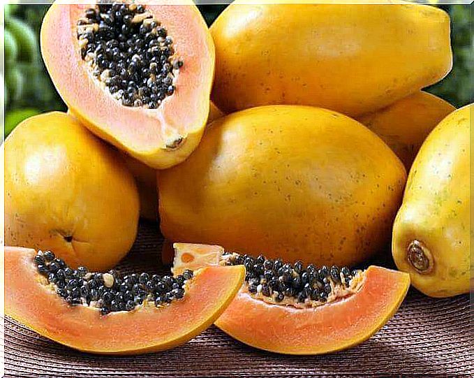 Cleanse your colon with papaya