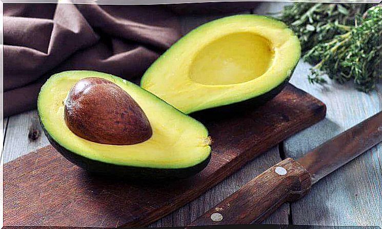 Cleanse your colon with avocado