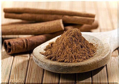 Cinnamon for indigestion and bloating