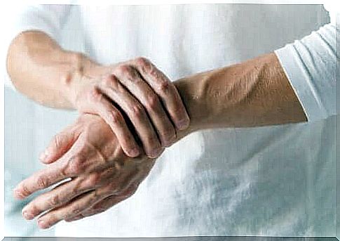 Is it carpal tunnel syndrome or arthritis?