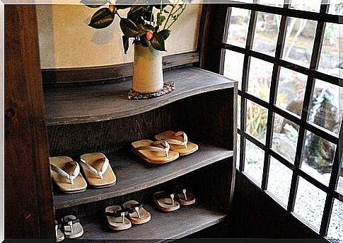 Wooden shoe racks