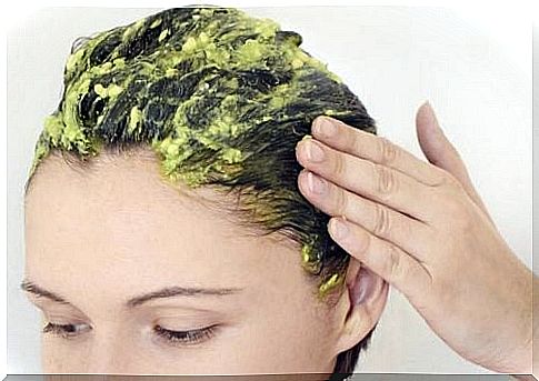 Natural remedies with avocado against dandruff