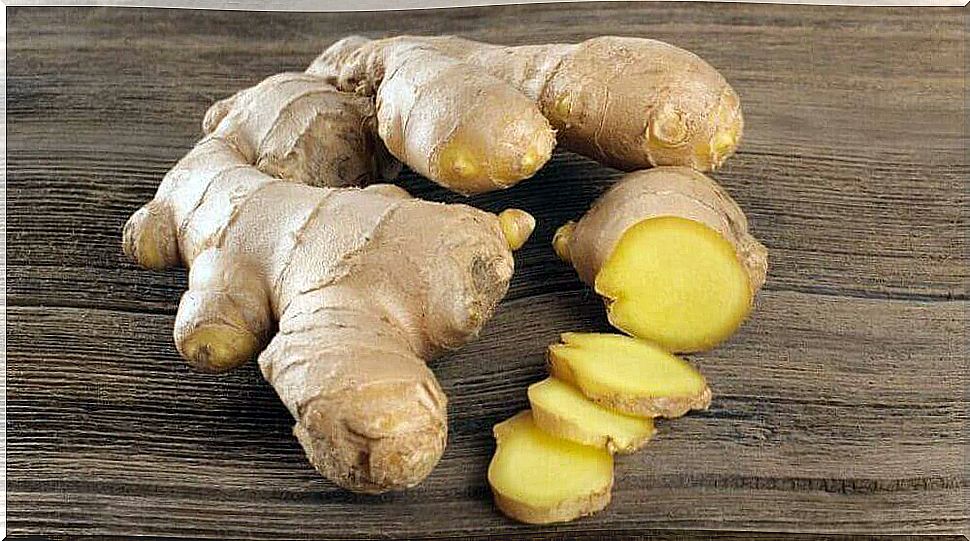 Whole and sliced ​​ginger